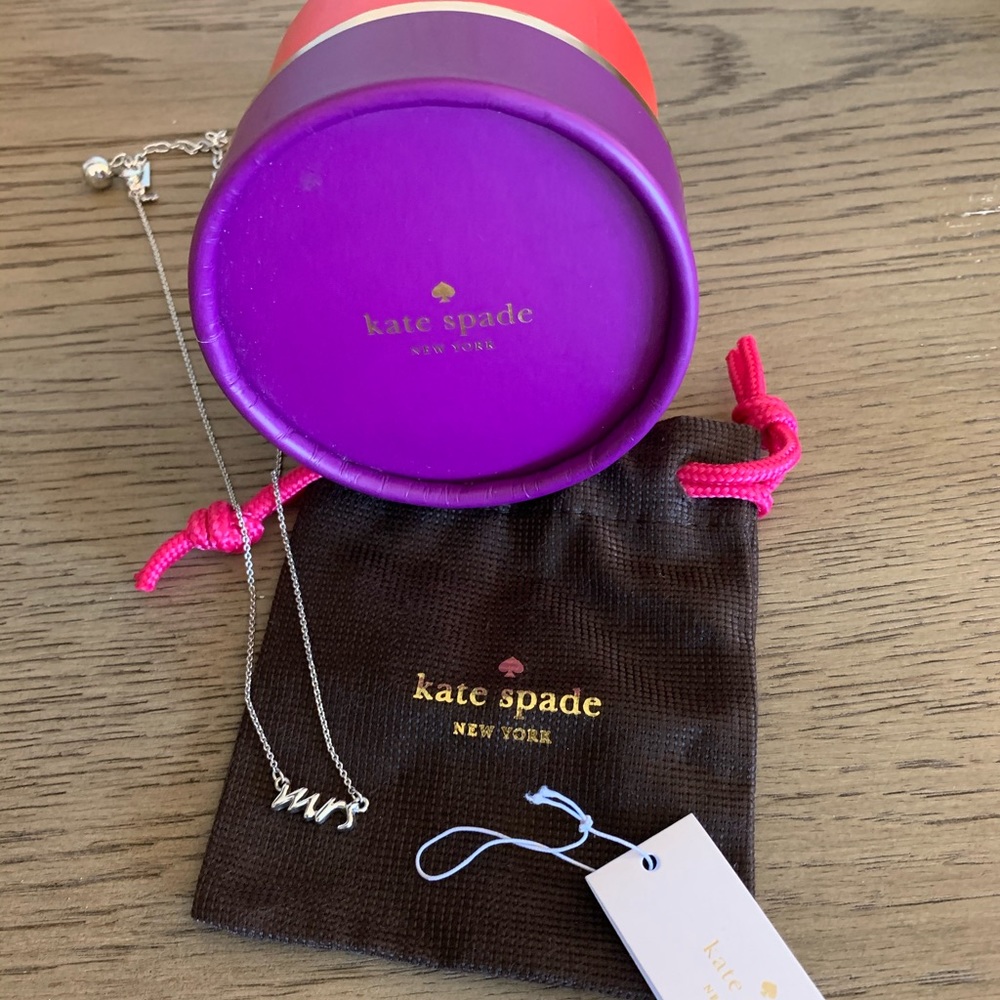 Kate Spade “Mrs” necklace 🖤